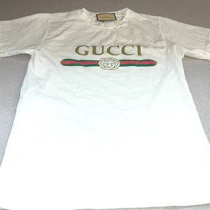 Women’s Oversized Gucci T-Shirt
